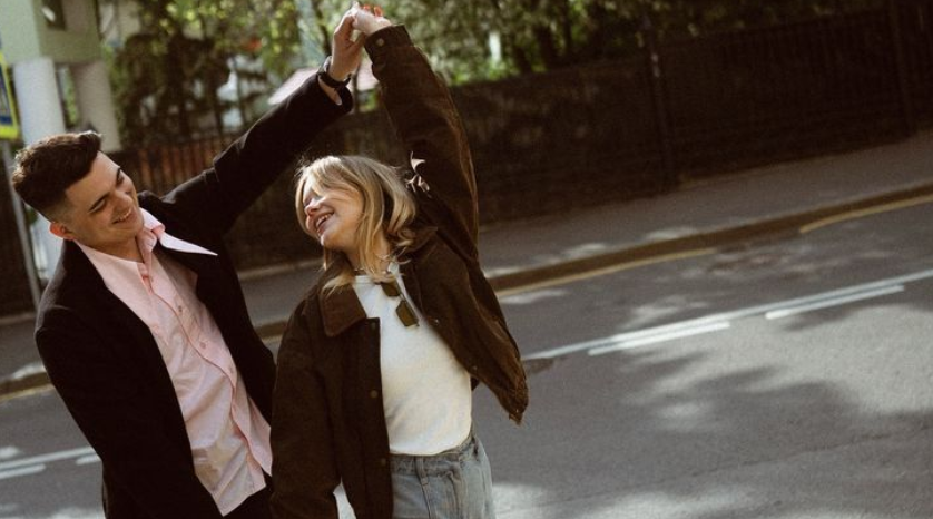 Professional coaching for dating is a viable option for men looking to improve their romance game.