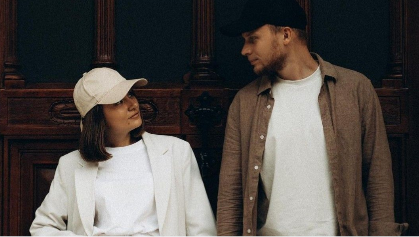 A dating expert grounded in real-life interaction has more relationship advice to offer than social media algorithms.